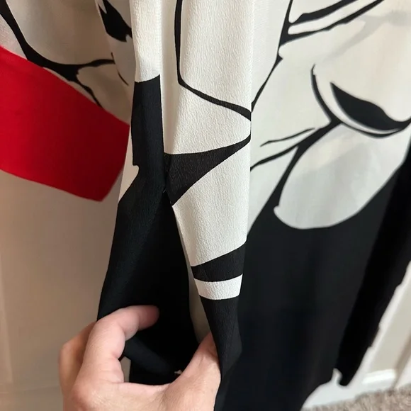 Escada 100% Silk Floral Tunic Dress with Pockets Black White Red Size 38 - Picture 8 of 15